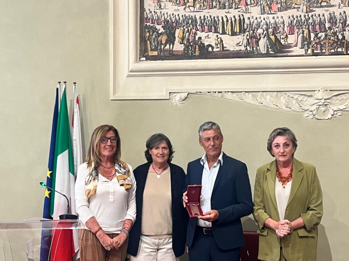 Conferimento del Gonfalone d’argento a Terre dell’Etruria